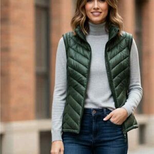 Calvin Klein Forest Green Puffer Vest, Women’s Size Large